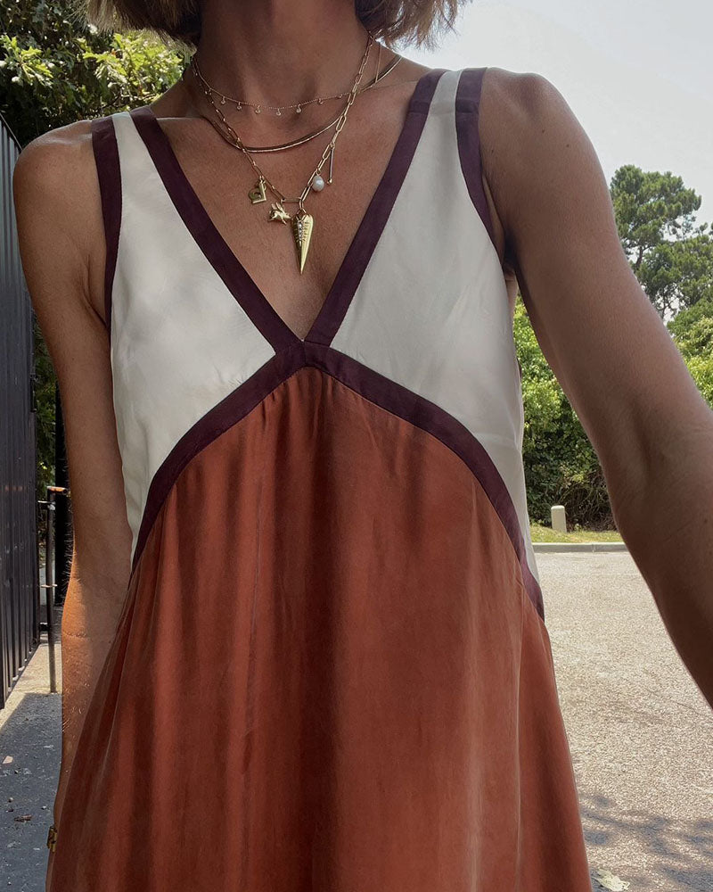 Maëlle | Lightweight V-Neck Maxi Dress