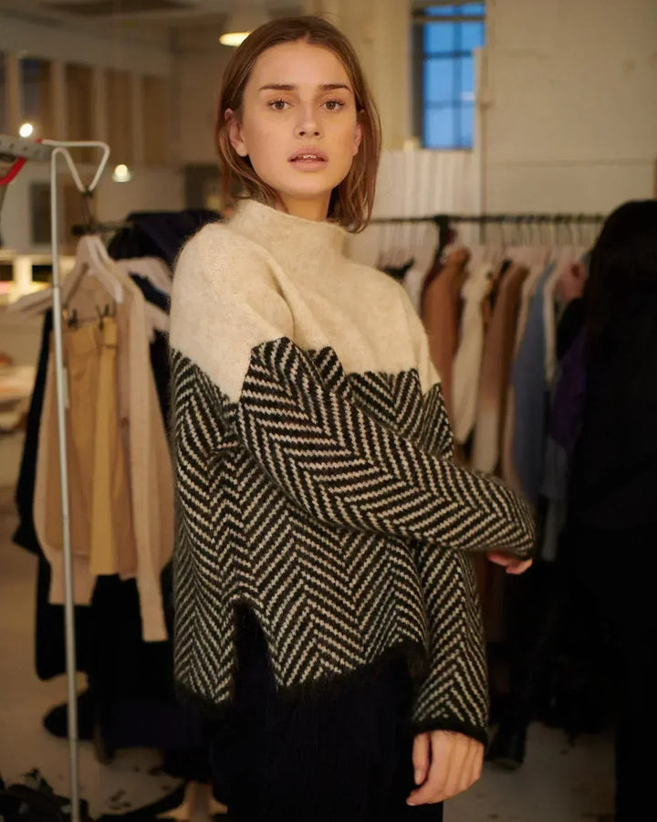 Kinsley | Turtle Neck Sweater