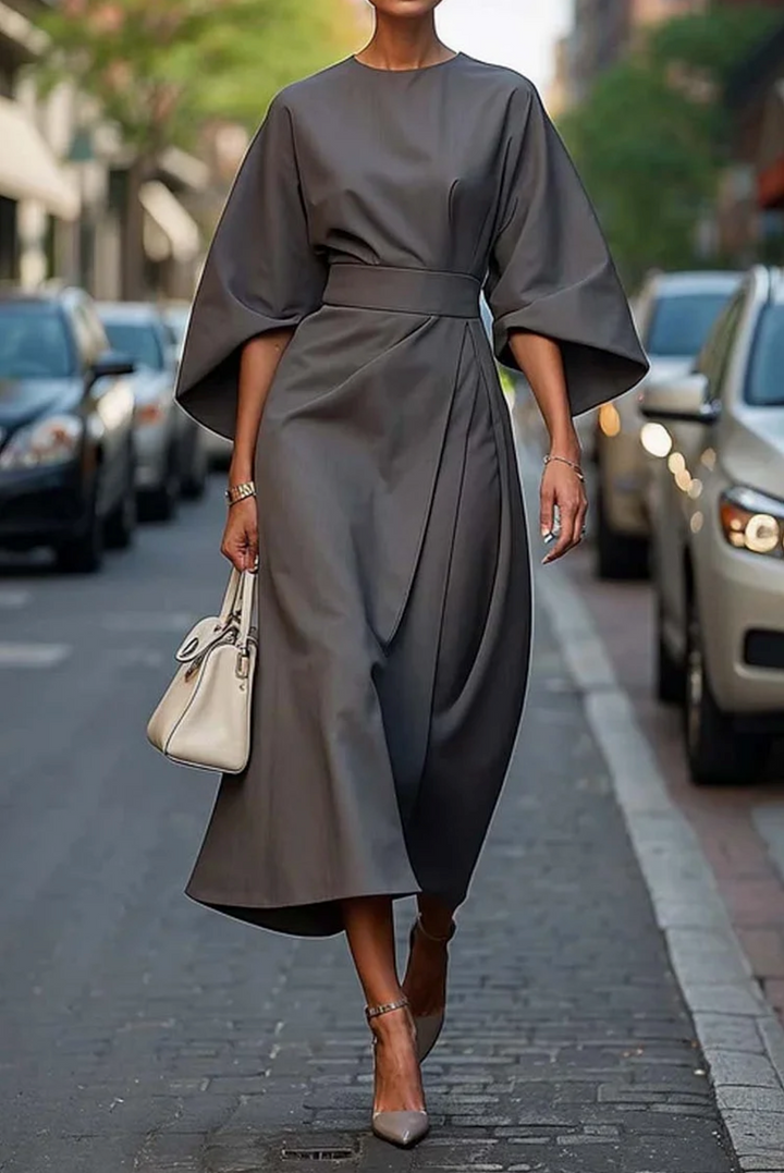 Dann Dress | Timeless Elegance with Lantern Sleeves and a Standout Belt