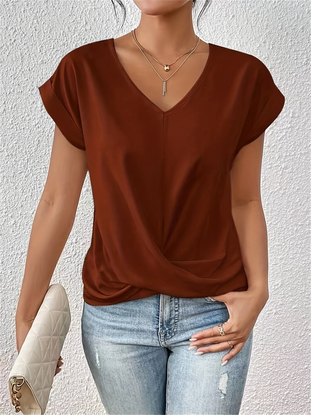 Ava™ | Casual T-shirt with Sweetheart Neckline