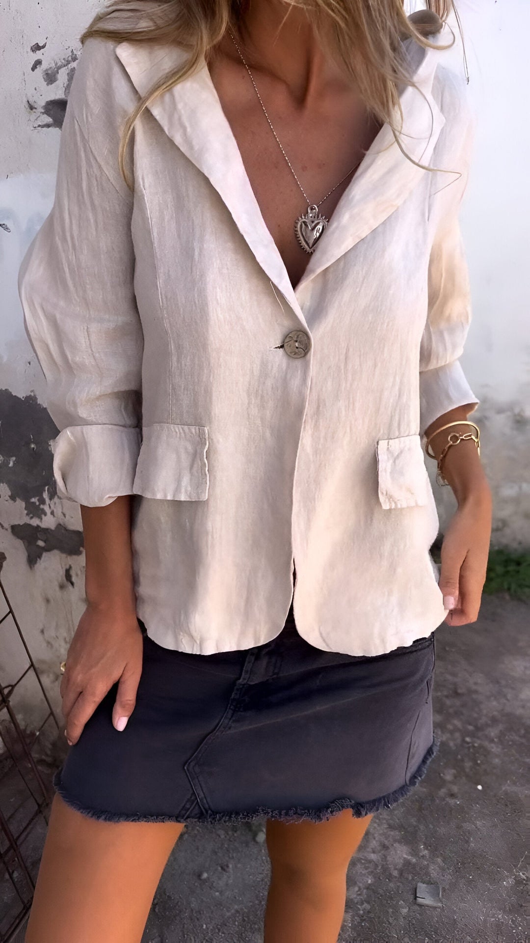 Sienna | Minimalist Button-Up Blazer