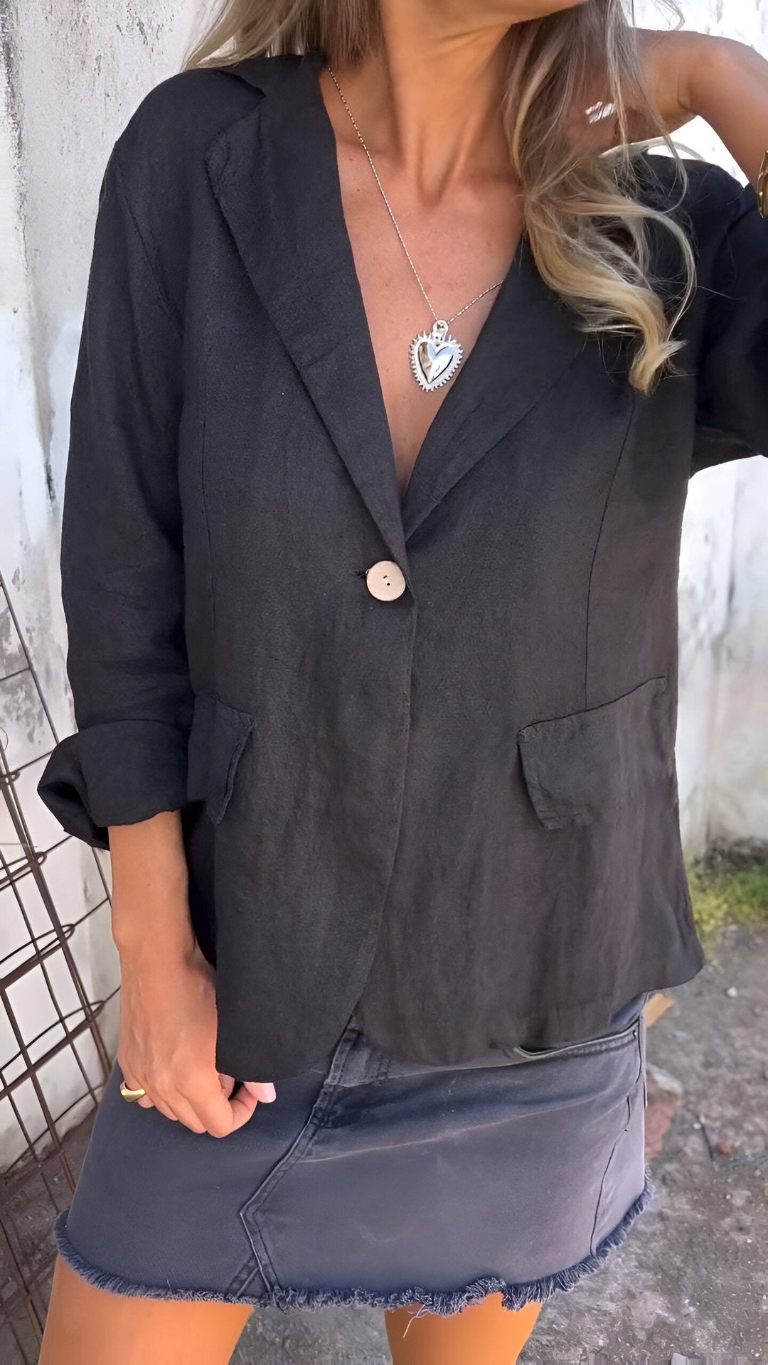 Sienna | Minimalist Button-Up Blazer