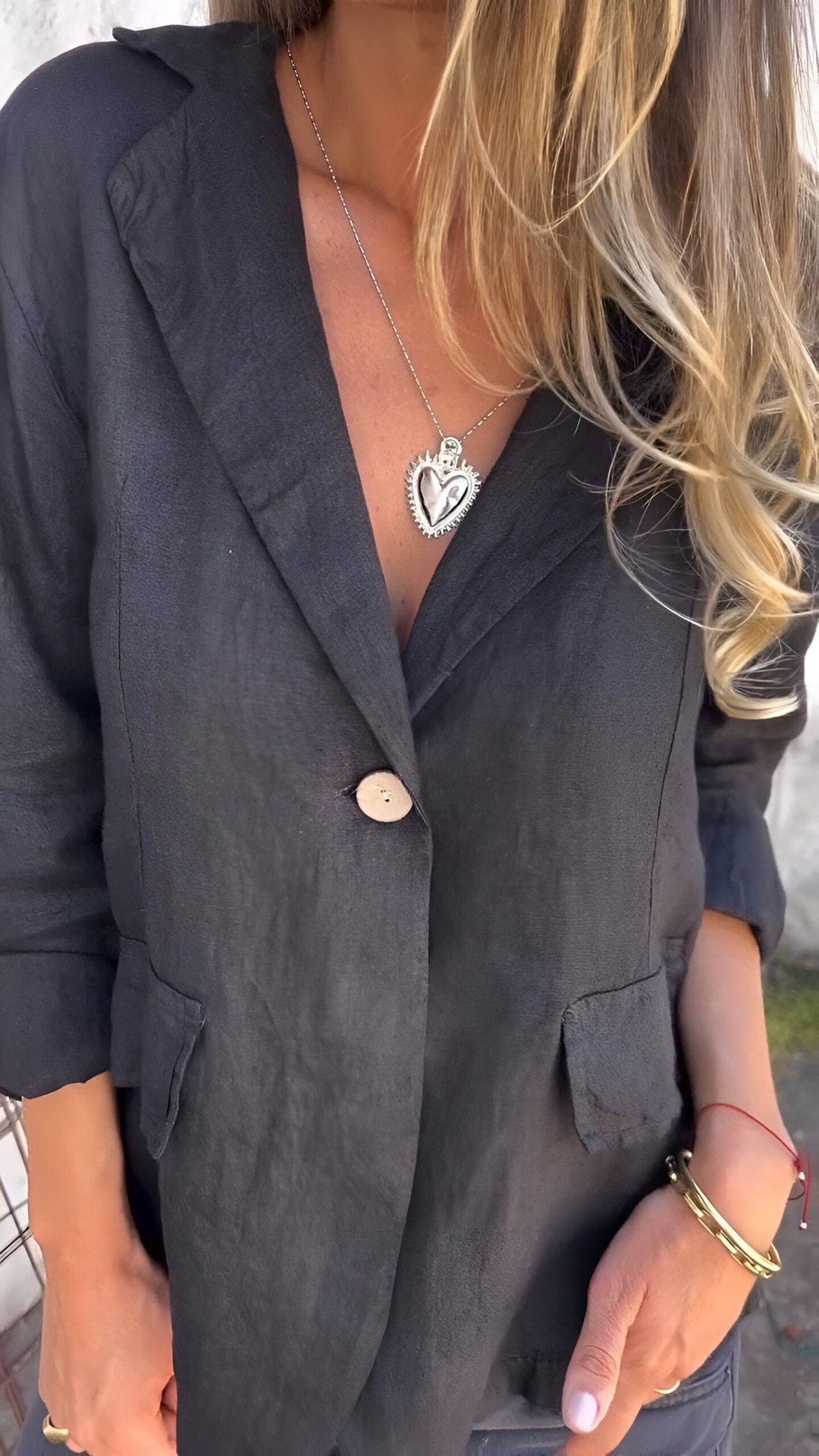 Sienna | Minimalist Button-Up Blazer