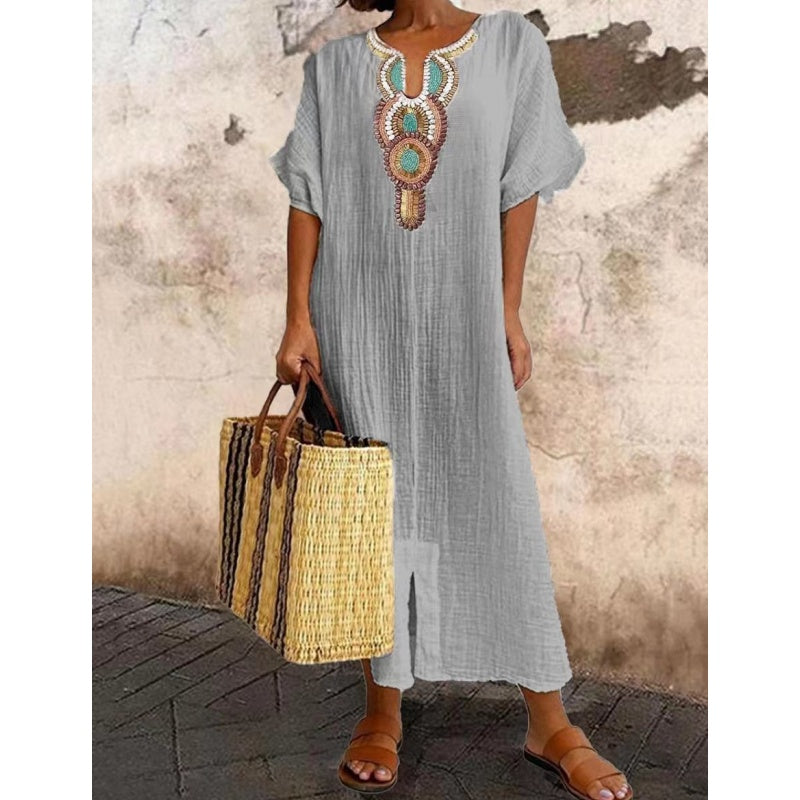 Liselle™ | Elegant Embroidered Split-Hem Midi Dress