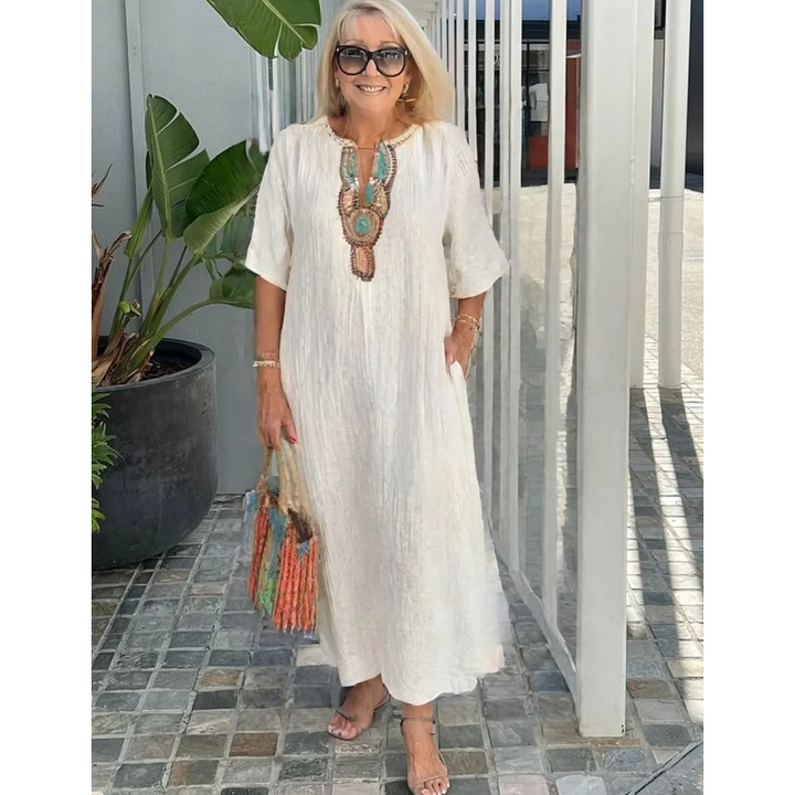 Liselle™ | Elegant Embroidered Split-Hem Midi Dress